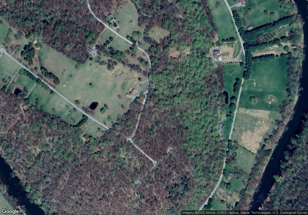 781 Stellar Way Rd, Berkeley Springs, WV 25411 - photo 1