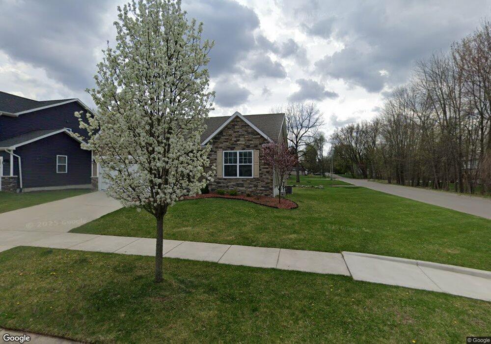 400 Edgewood Pass, Fenton, MI 48430 - photo 1