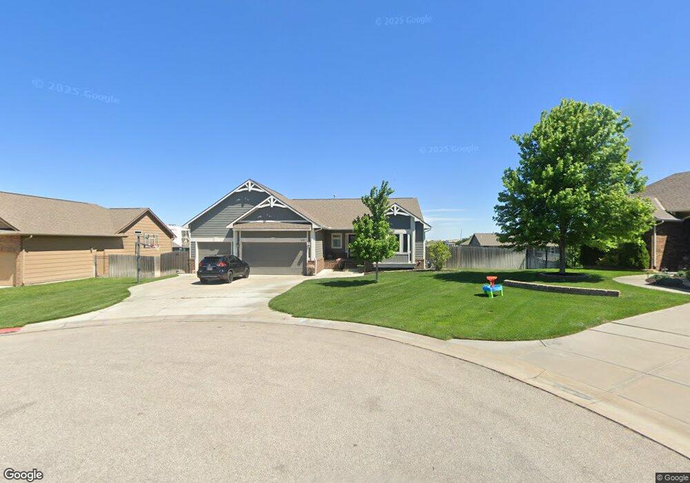 110 Crocker Ct, Colwich, KS 67030 - photo 1