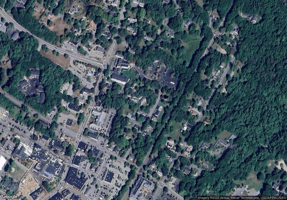 17 Royal Ave unit 3, Freeport, ME 04032 - photo 1