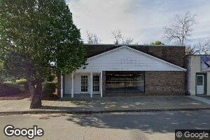 104 W 4th St, Ocilla, GA 31774