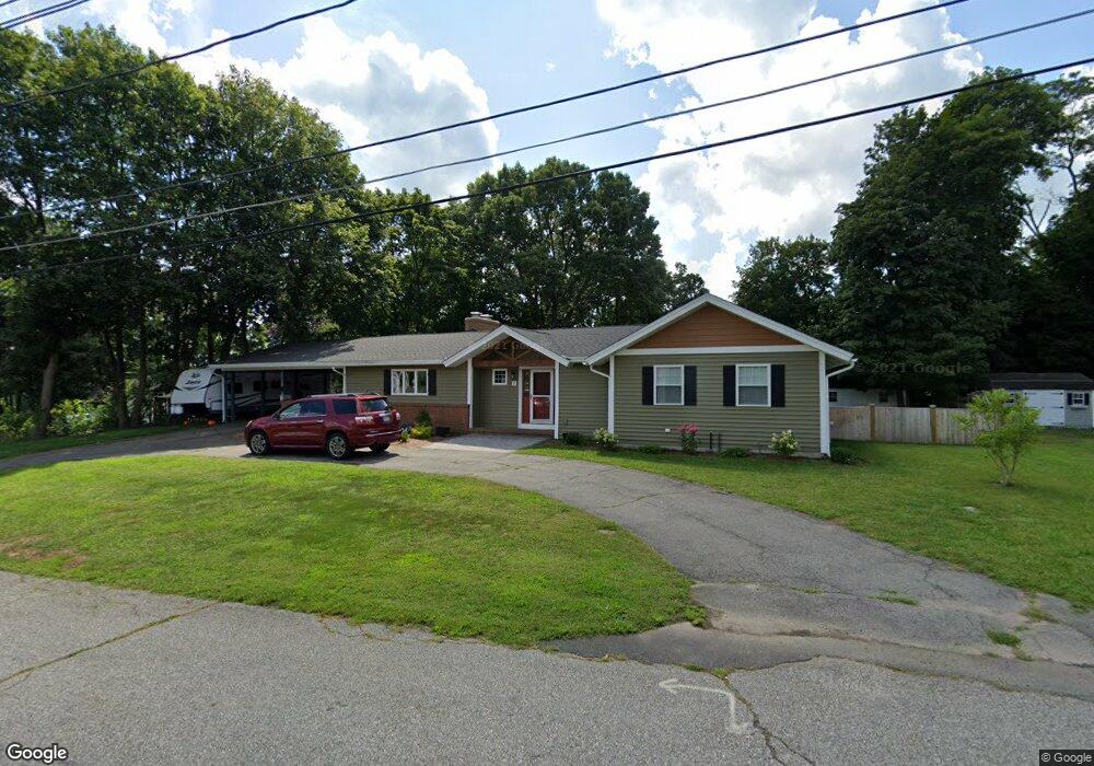 7 Knollwood Ave, Woburn, MA 01801 - photo 1