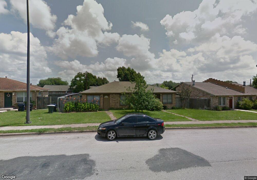 1213 Spring Loop unit B, College Station, TX 77840 - photo 1