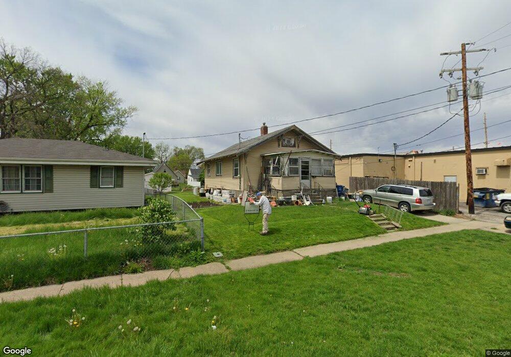 914 E 23rd St, Des Moines, IA 50317 - photo 1