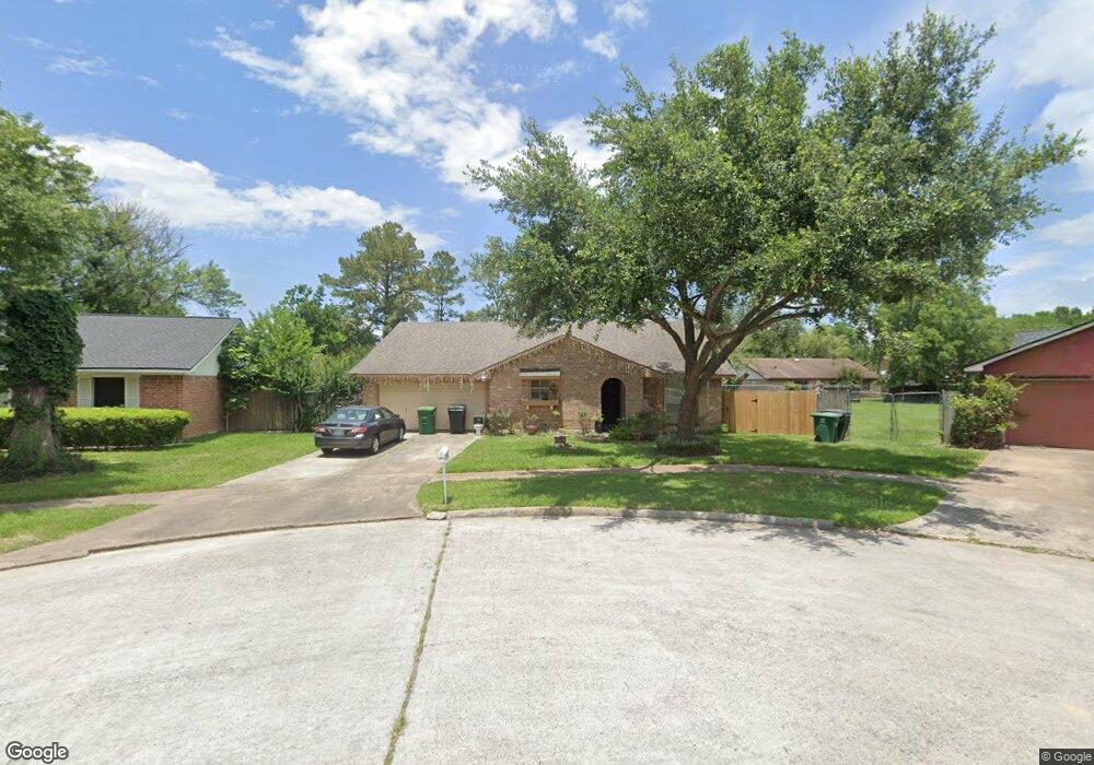 3406 Pine Ridge Ln, Houston, TX 77088 - photo 1