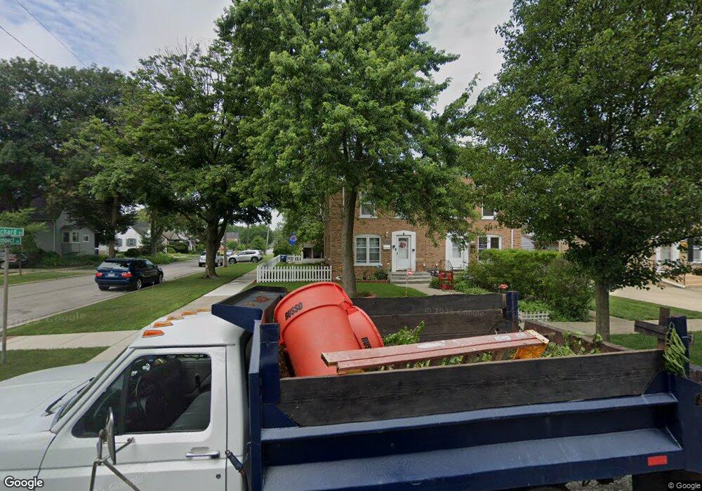 1890 Orchard St unit 1, Des Plaines, IL 60018 - photo 1