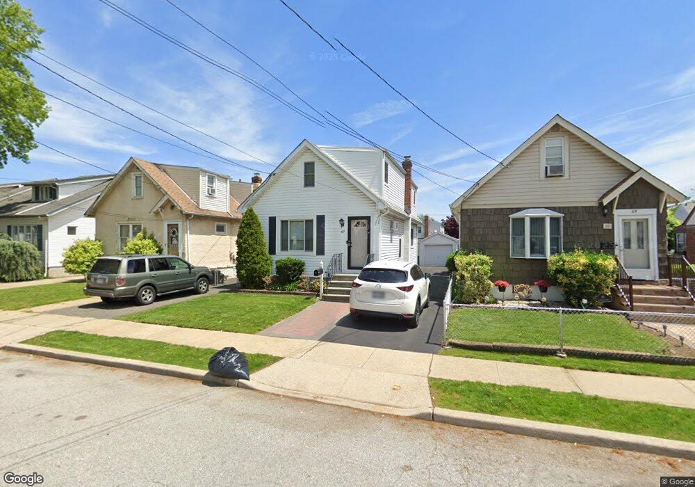 67 Hoffman St, Franklin Square, NY 11010 - photo 1