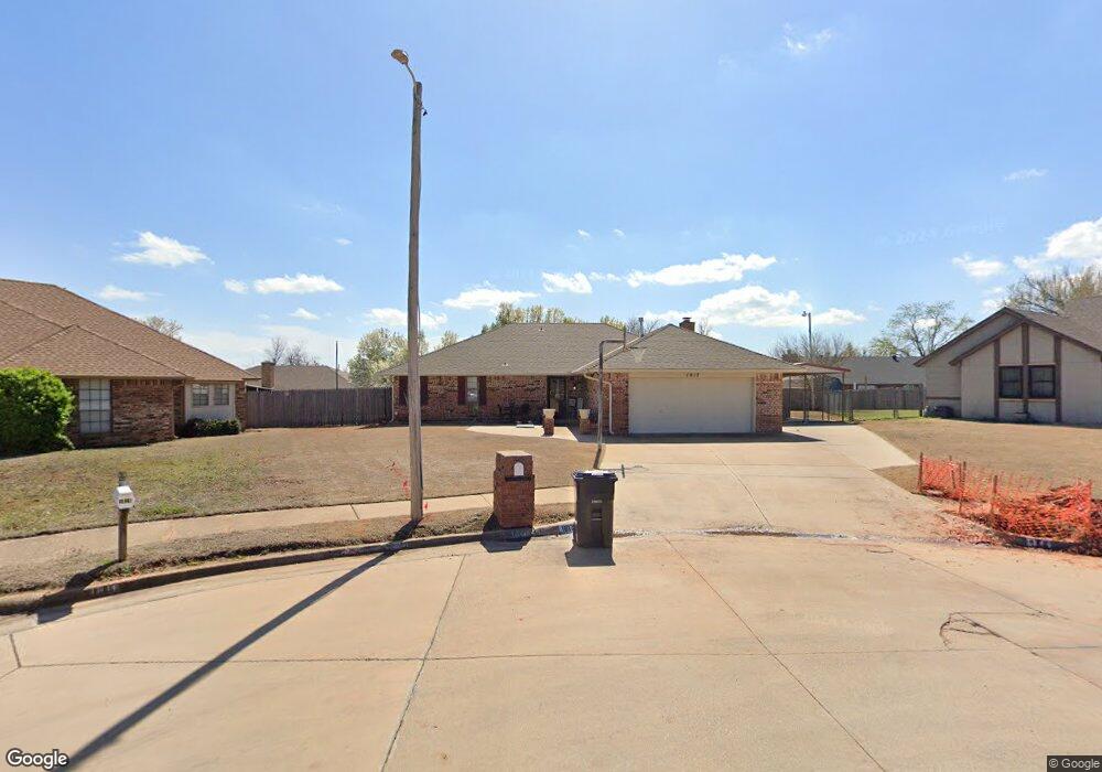 1817 Shelly Ct, Moore, OK 73160 - photo 1