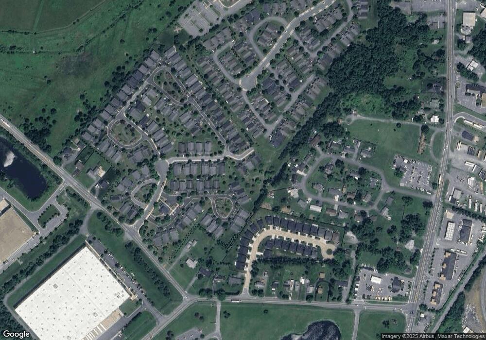 112 Nutmeg Ln, Winchester, VA 22602 - photo 1