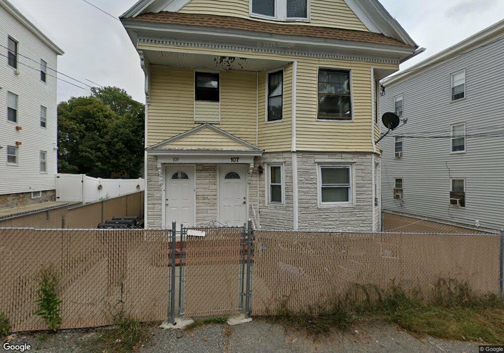 107 Phillips St unit 109, Methuen, MA 01844 - photo 1