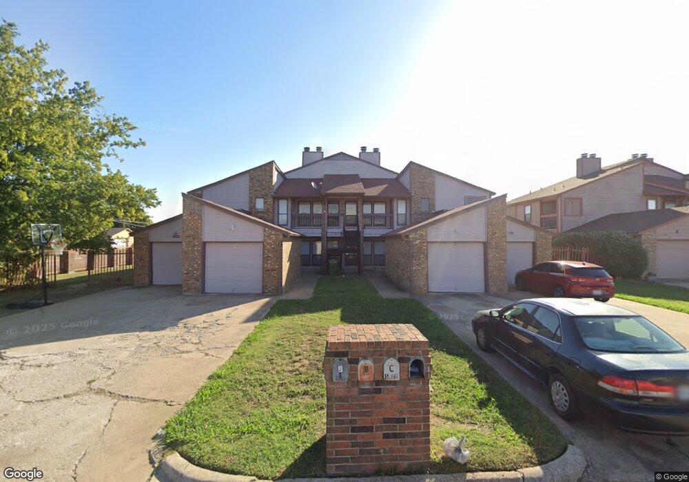 5032 Winder Ct unit B, North Richland Hills, TX 76180 - photo 1