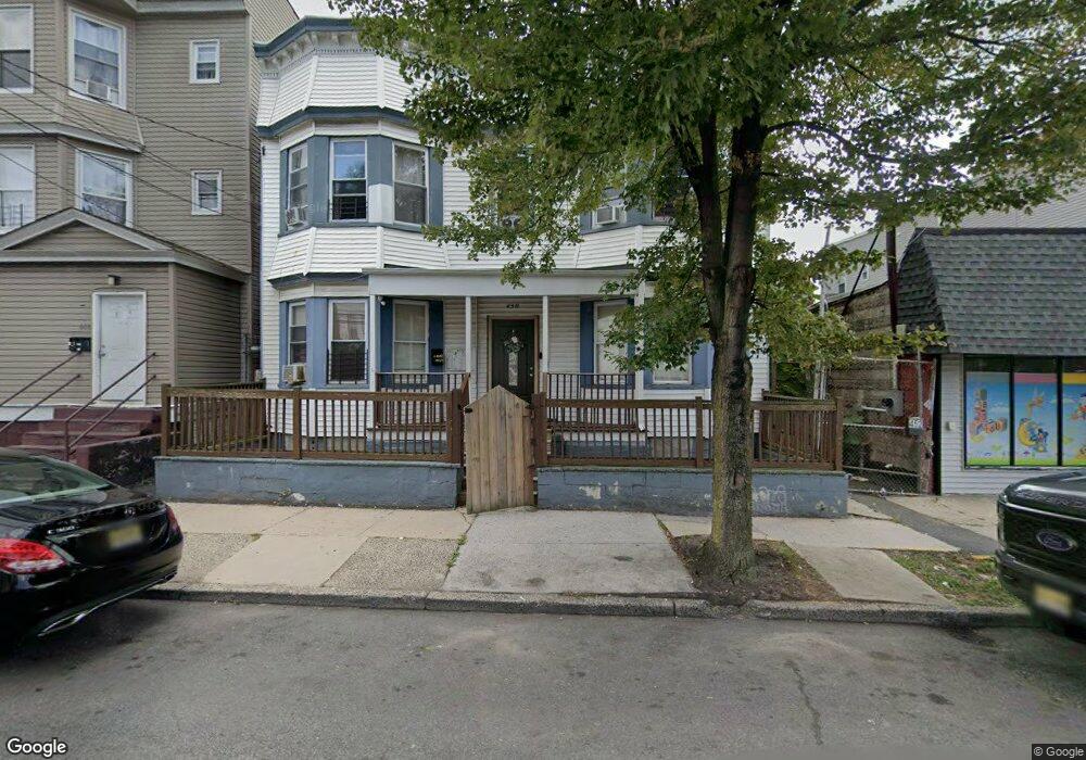 450 Avon Ave unit 4, Newark, NJ 07108 - photo 1