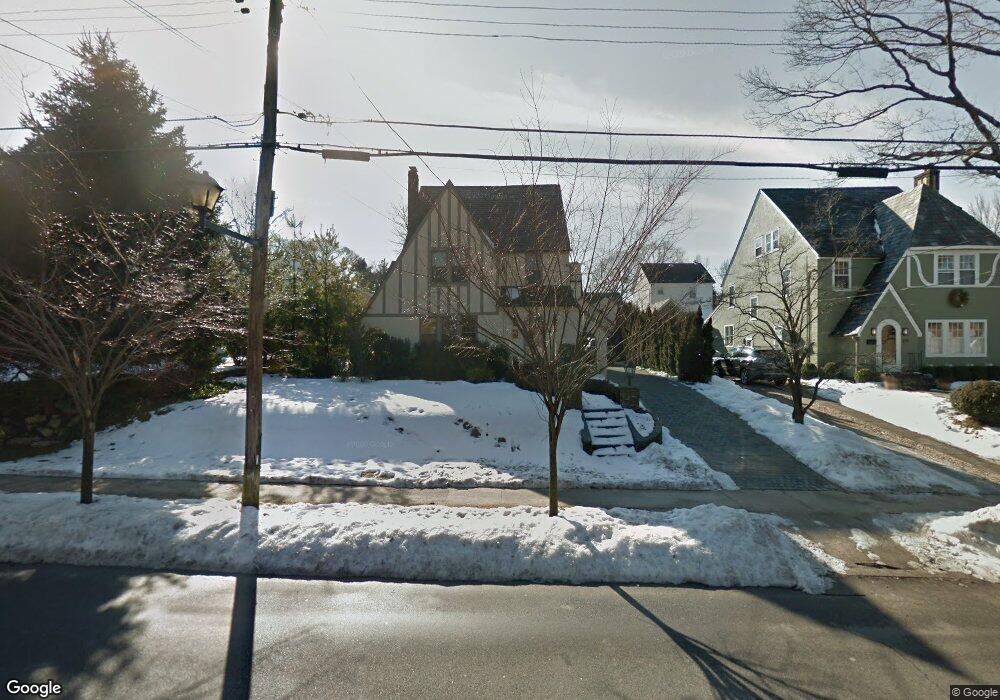 150 Park Ave, Manhasset, NY 11030 - photo 1