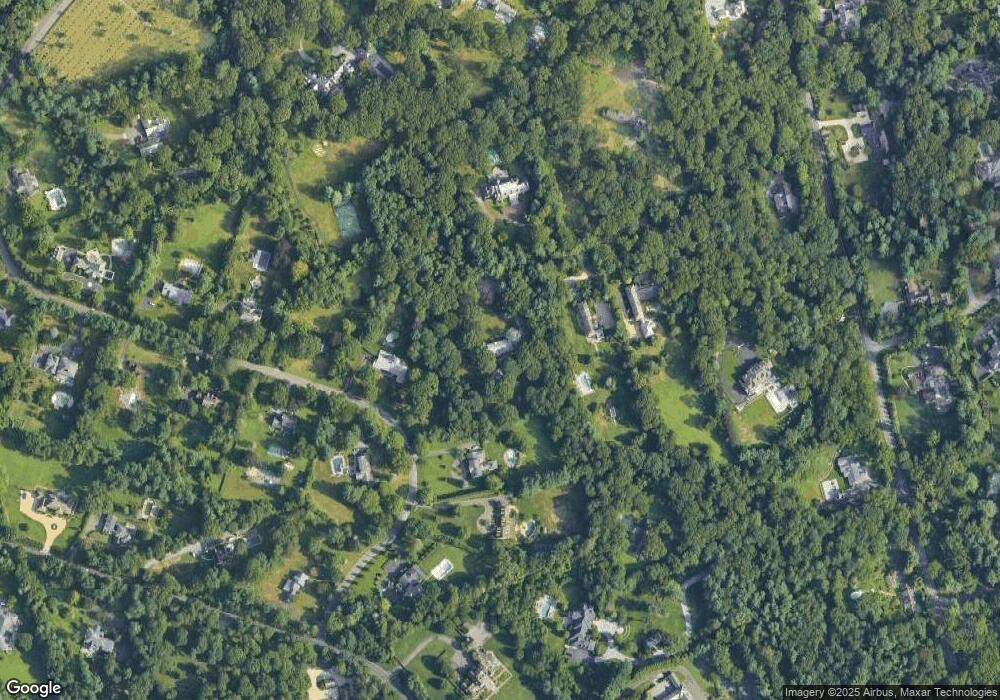 36 Clews Dr, Oyster Bay, NY 11771 - photo 1