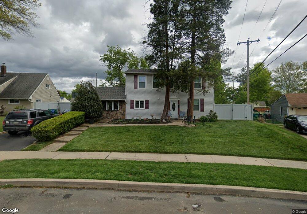 6 Alder Ln, Levittown, PA 19055 - photo 1