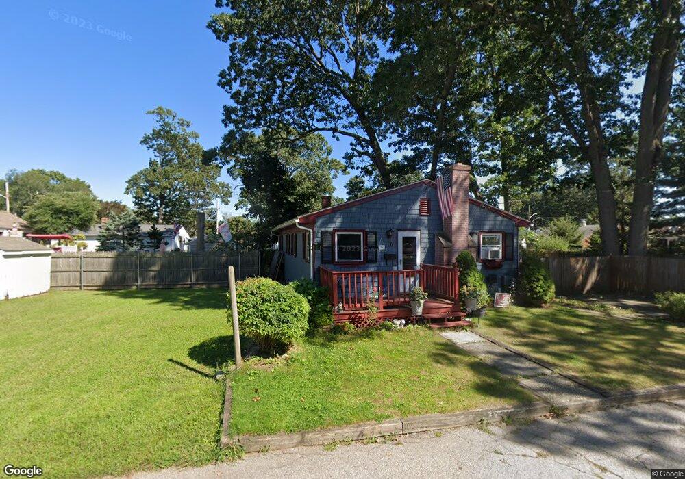 10 Elizabeth St, Riverside, RI 02915 - photo 1