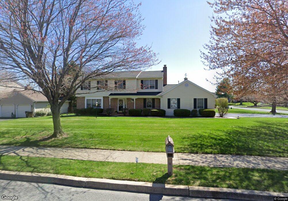 1100 Hickory Ln, Reading, PA 19606 - photo 1