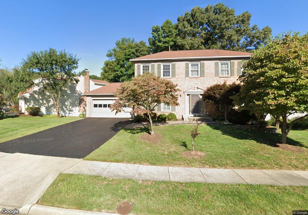 6318 Summerday Ct, Burke, VA 22015 - photo 1