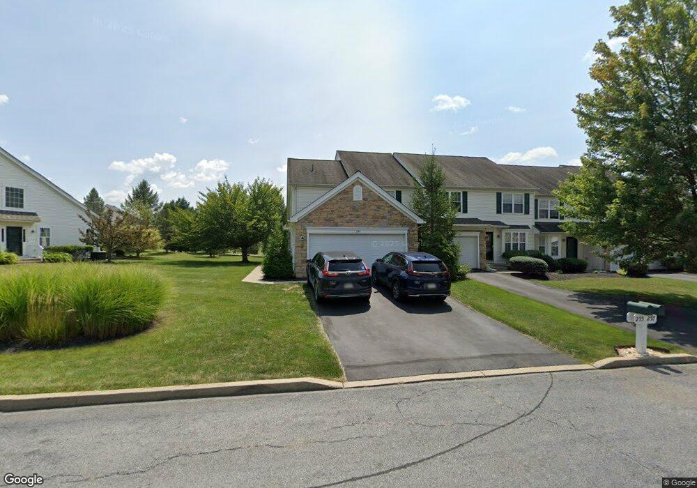 255 Park Ridge Dr, Easton, PA 18040 - photo 1