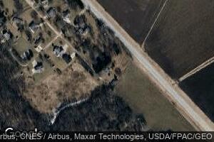 1715 Pineo Grove Ct, Princeton, IA 52768
