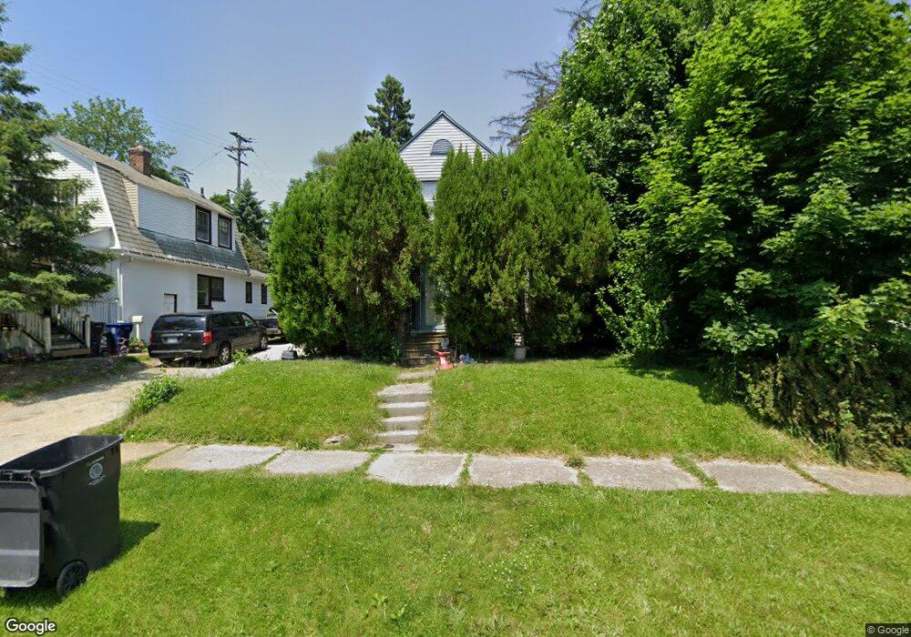 2108 Cadillac St, Flint, MI 48504 - photo 1