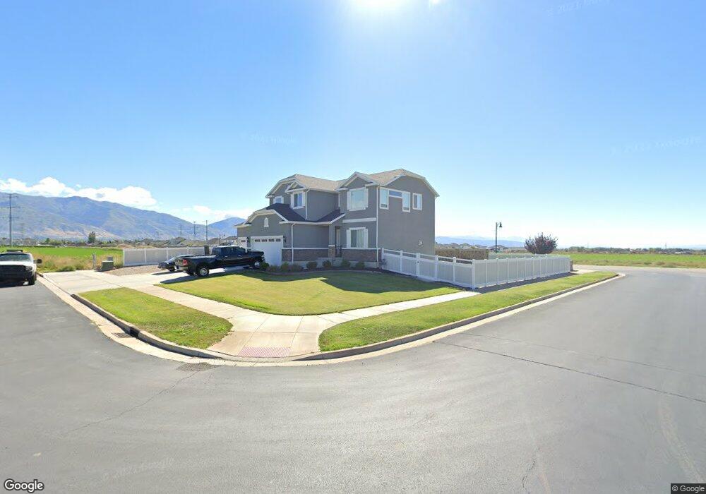 2115 W Spruce St, Layton, UT 84041 - photo 1