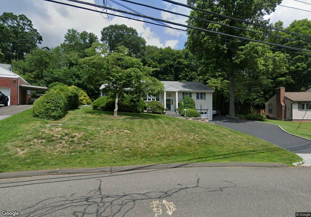 221 Bouton St W, Stamford, CT 06907 - photo 1