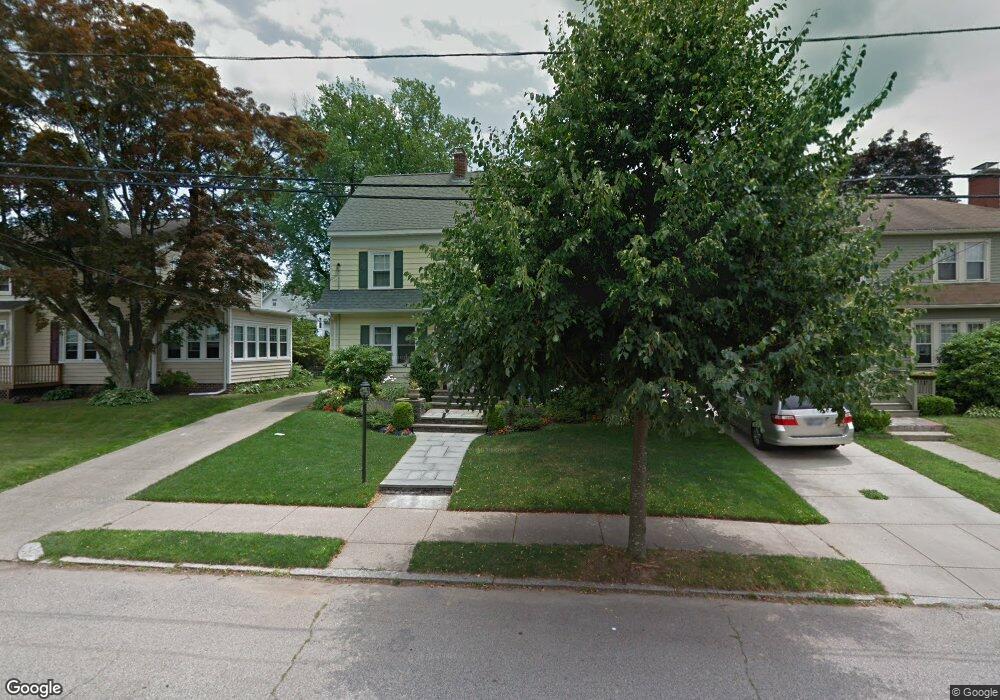 74 Strathmore Rd, Cranston, RI 02905 - photo 1