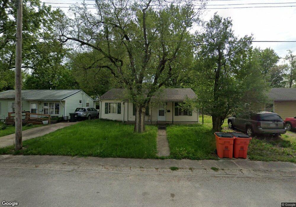 1504 S 3rd St, Mattoon, IL 61938 - photo 1