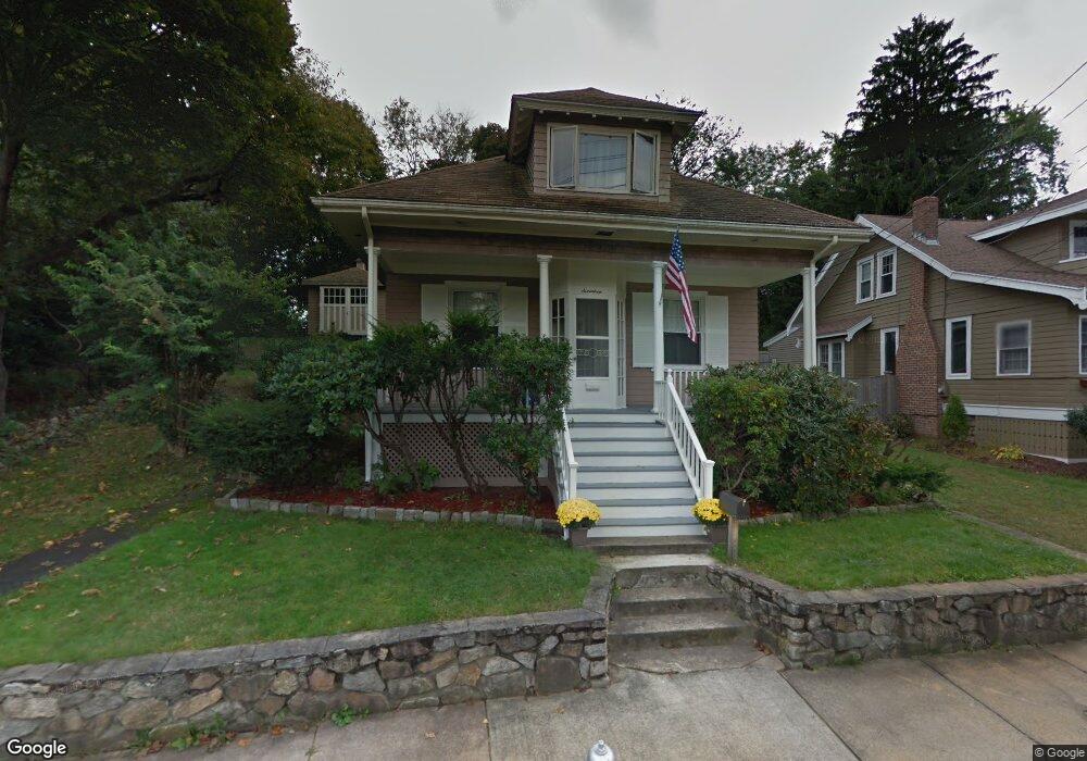 17 Pickman Rd, Salem, MA 01970 - photo 1