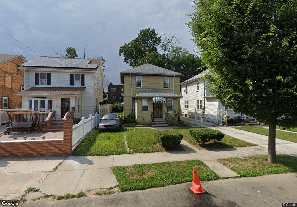 9432 201st St, Hollis, NY 11423 - photo 1