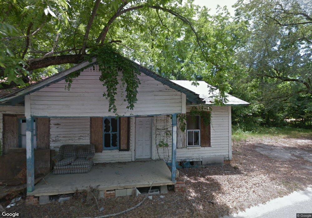 1027 3rd St SE, Moultrie, GA 31768 - photo 1