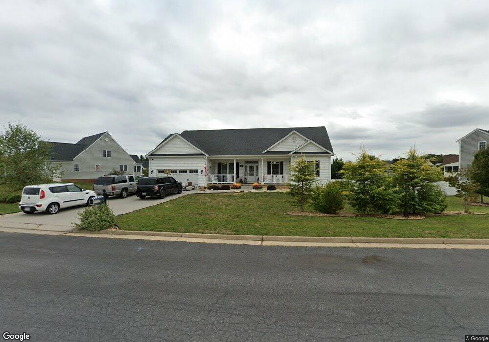 424 Winding Way, Waynesboro, VA 22980 - photo 1