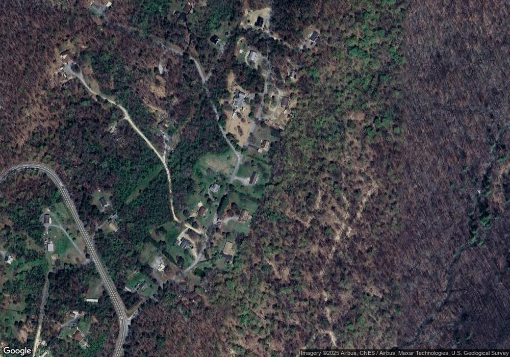 220 Bennett Ln, Berkeley Springs, WV 25411 - photo 1