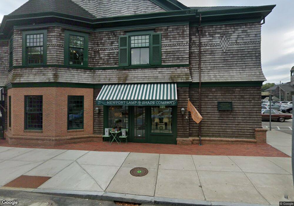 11 Memorial Blvd, Newport, RI 02840 - photo 1