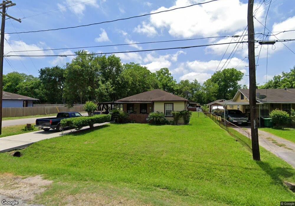 7230 Philibert Ln, Houston, TX 77028 - photo 1