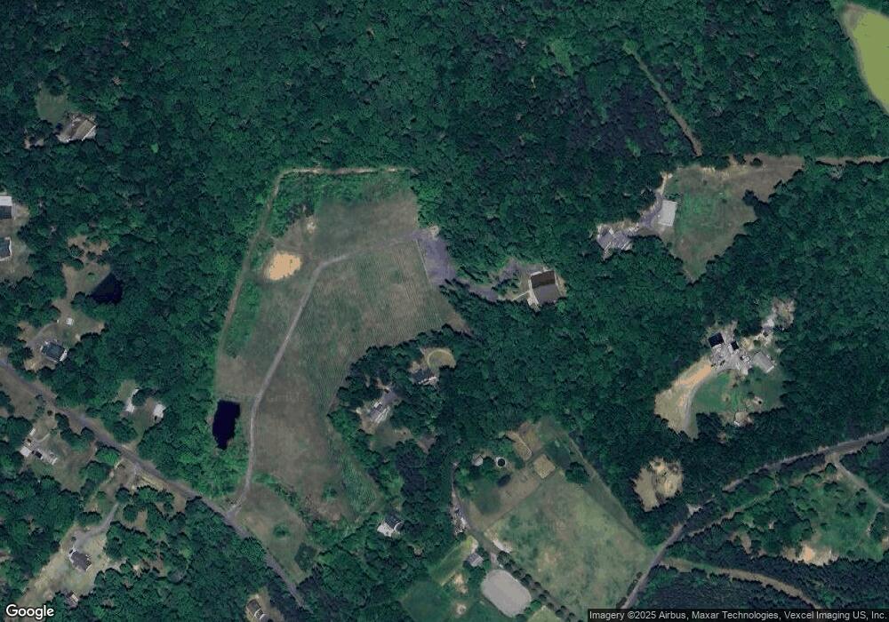 12229 Hawks Ln, Midland, VA 22728 - photo 1