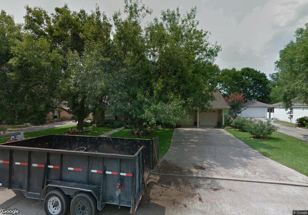 502 N Pecan Dr, Tomball, TX 77375 - photo 1