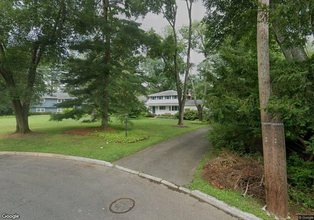 34 Howe Cir, Princeton, NJ 08540 - photo 1