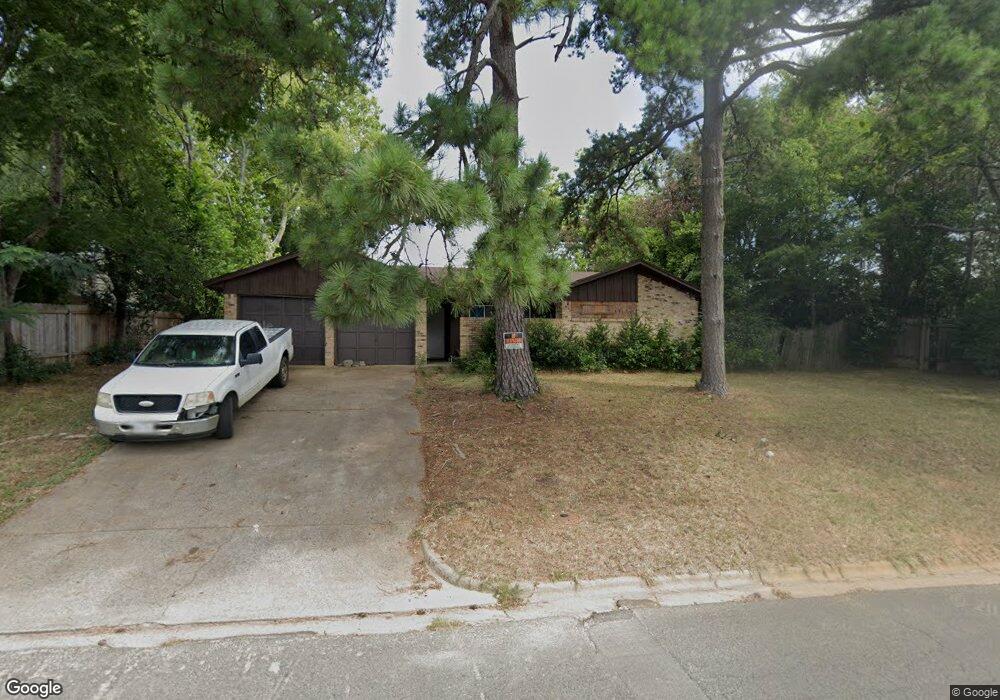 1104 Virginia Ave, Nacogdoches, TX 75964 - photo 1