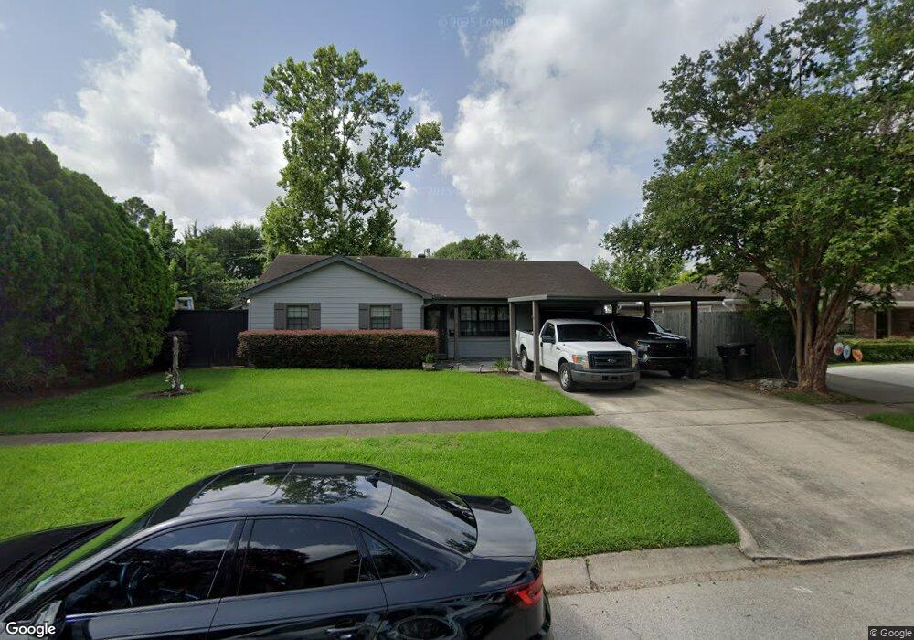 8565 Forum Dr, Houston, TX 77055 - photo 1
