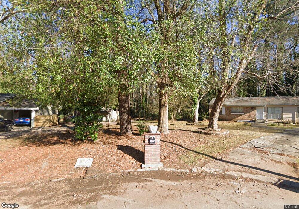 1727 Inas Way, Tucker, GA 30084 - photo 1