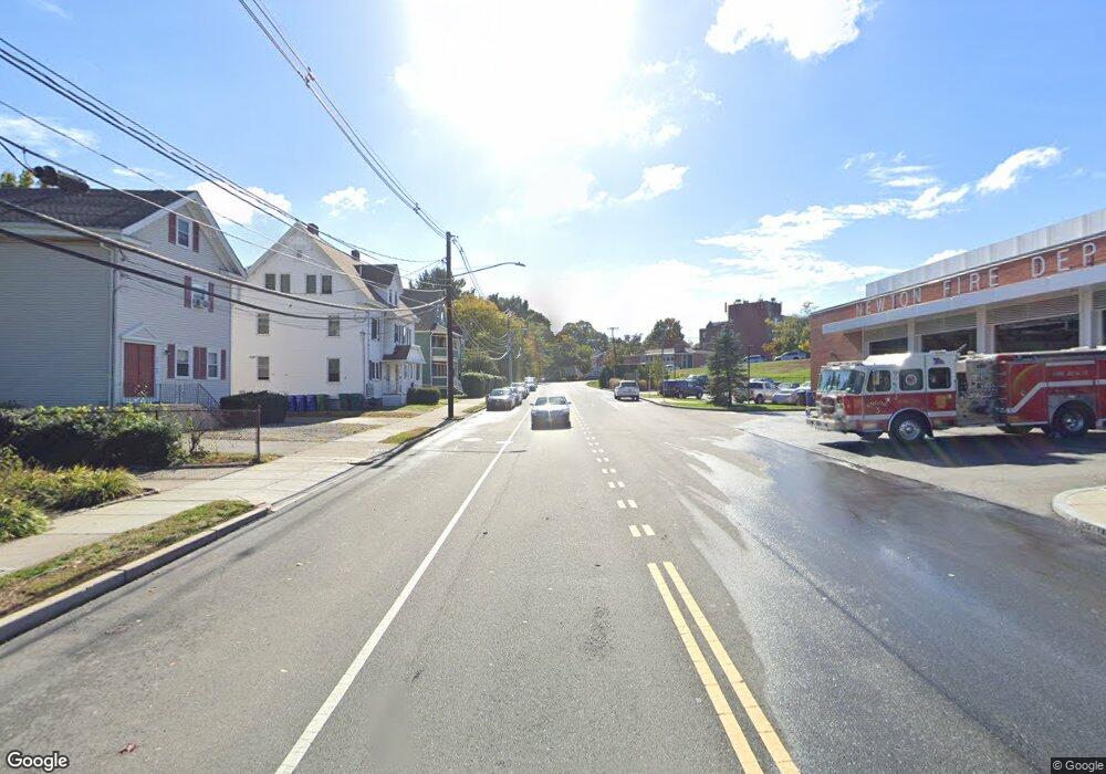 24 Willow St, Newton, MA 02459 - photo 1