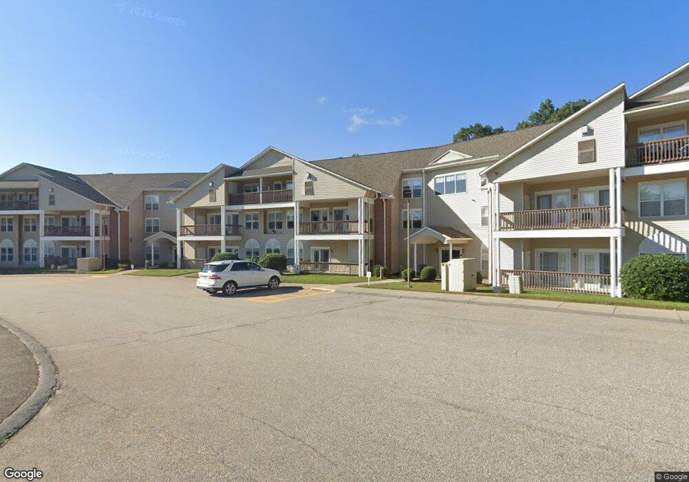 218 Reservoir St unit 124, Holden, MA 01520 - photo 1