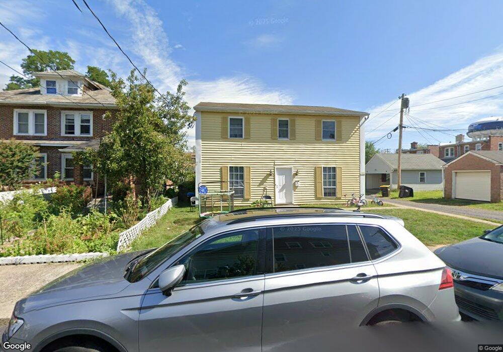 719 W 2nd St, Lansdale, PA 19446 - photo 1