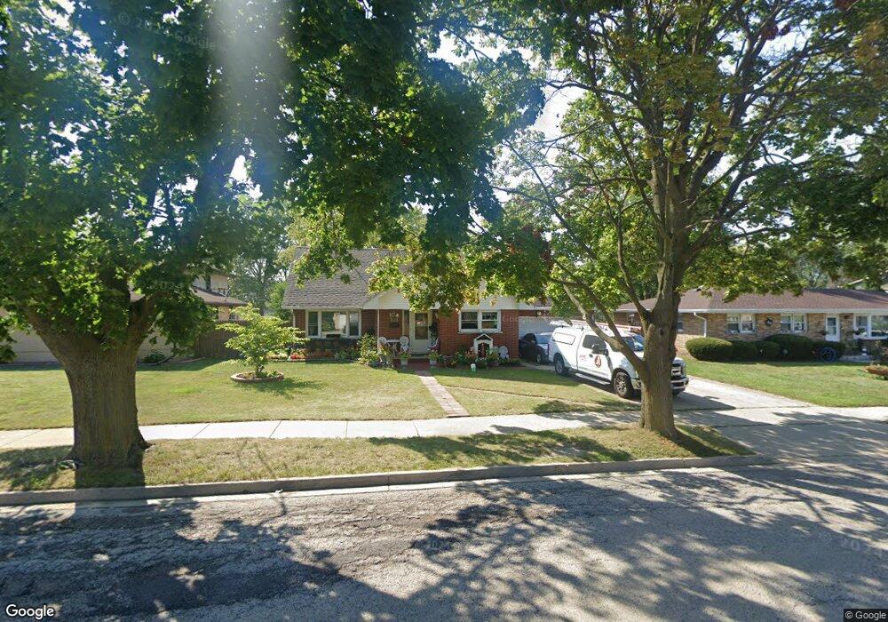 842 S Mcaree Rd, Waukegan, IL 60085 - photo 1