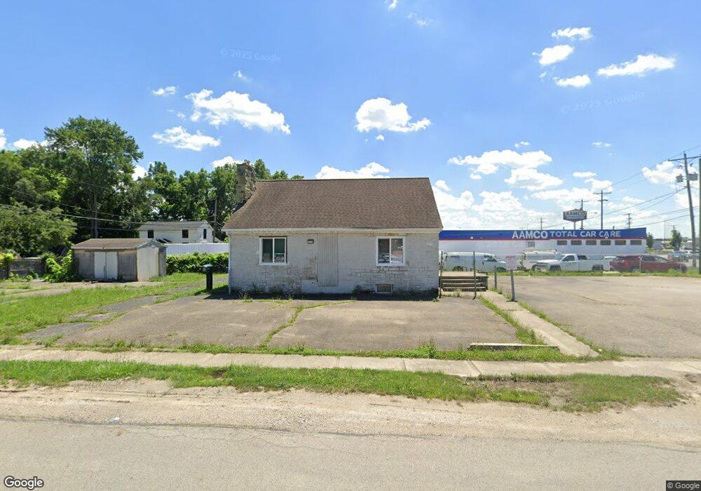 2063 Elmore Ave, Columbus, OH 43224 - photo 1