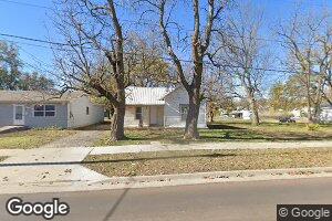 610 N Cottonwood St, Iola, KS 66749