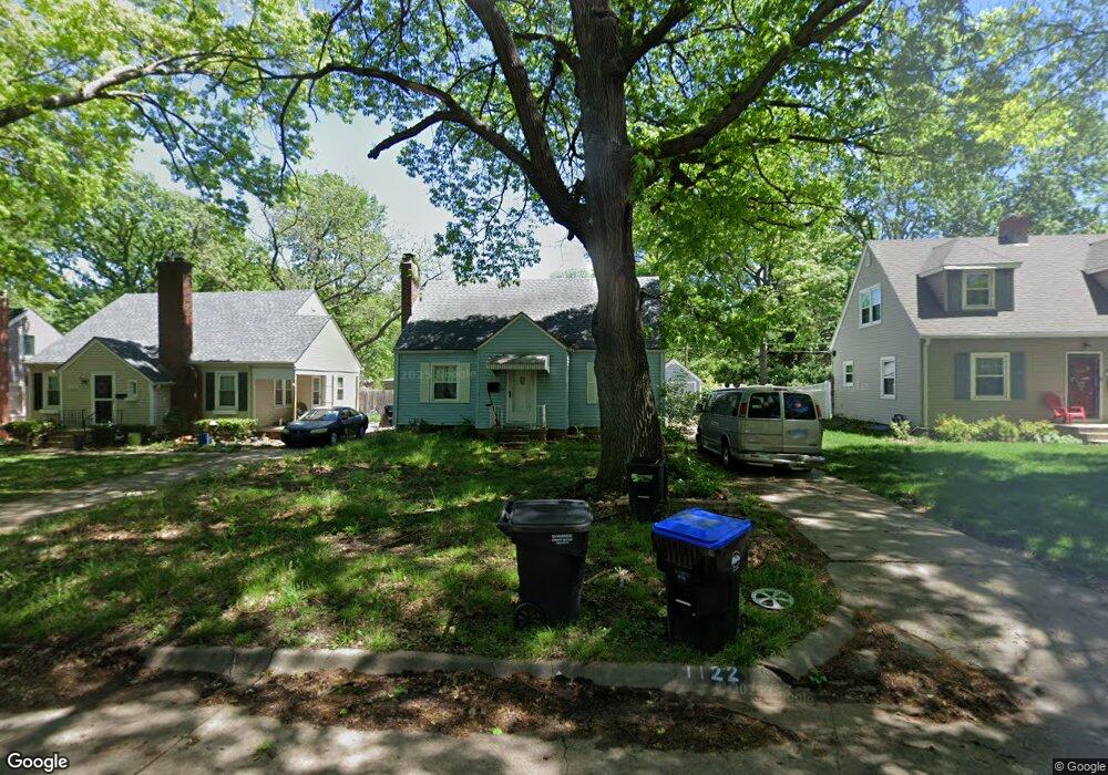 1122 SW Wayne Ave, Topeka, KS 66604 - photo 1