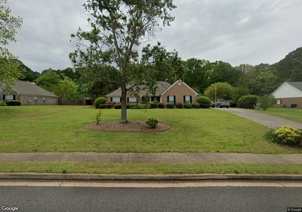 402 Camden Dr, Winder, GA 30680 - photo 1